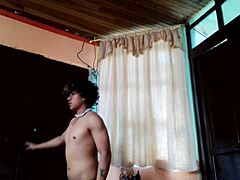 Amateur Athlete Displays Impressive Fitness With Defined And Rich Abdominal Muscles In Workout.