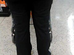 Big Booty Pawg Shows Off at Cub Foods! Hidden Candid Milf Ass Action!