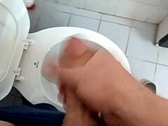 Hey, check out this Argentinian morning handjob session in casual style