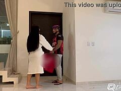 I Ordered Delivery and Seduced the Guy, Cumming Hard on His Naughty Dick