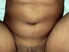 Hot Sri Lankan Girlfriend Gets Fucked in Bathroom by Friend in Viral Video