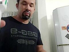 New house trolling girlfriend with beetle game