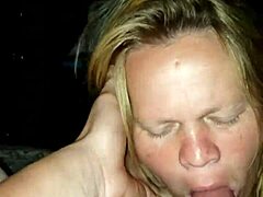 Quickie blowjob from MILF, highlighting the ass. Brief sexy encounter with passion.