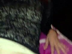 Me follo a mi vecina después de su fiesta de graduación y me pide que la coja