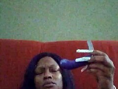 Making myself feel creamy and smooth in a relaxing way.