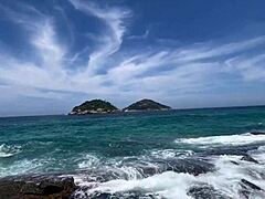 novinha de 18 anos casada loses her phone leading to leaked sexy amateur videos from recreio beach