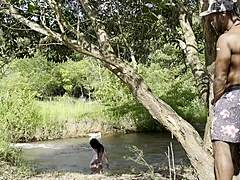 albina faz sexo no matou no pelo com estranho que batia punheta pra ela