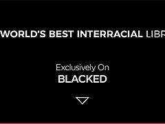 Estudante universitária se apaixona pelo tamanho impressionante do vizinho