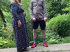 gorgeous milf aids stranger peeing outdoors and wets herself 😜