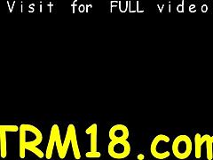 Honey îi oferă plăcere orală intensă unui tip norocos