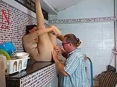 Housewife Screwed in Washing Machine! Wild Pussy Licking and Domination in Laundry Room!