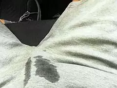 Lulanje v avtu brez nobene sramu