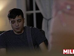 Svigermor knuller datterens mann, så hett! 🔥