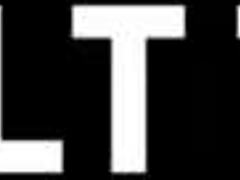 Nadržení dědové šukají horký teenky v těsných kundičkách