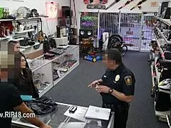 super amateur coed gets erotic in secret voyeur spot 😏