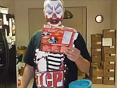 flip flop pizza bagel bites in kitchen show