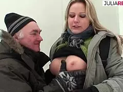 I’m shocked he stays hard while banging in freezing snow