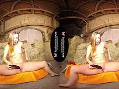 Solo Girl Daphne Klyde Explores In Vr