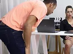 Mature secretary Julia Fontanelli seduces newbie with big ass in office