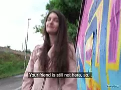 ว้าว! เด็กสาวมหาลัยเรียนควยใหญ่กลางแจ้งเพื่อเงินสด!