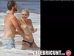 Collection nue de Miley Cyrus dévoilée à la plage