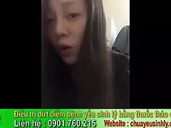 Jeune Vietnamienne 18+ Partage ses Secrets de Chambre Coquine