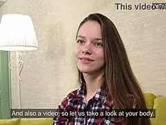 Il casting della figa vergine di Juliette Bellamy è selvaggio!