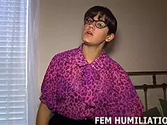 i will help you indulge your little 18+ crossdressing fetish