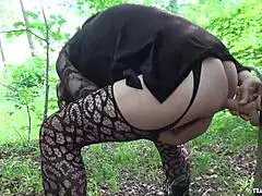 야외 차 트랜스녀들 백스틱 항문 야생 재미 트랜스 항문