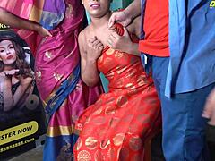 Çok Orospu Adam Kamu Sokakta BBC Yabancı Sikiyor, Neredeyse Yakalanıyor