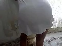 Watch this mature turkish woman seduce in the kitchen?