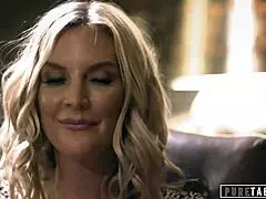 Helped Best Friend's Stepmom Squirt