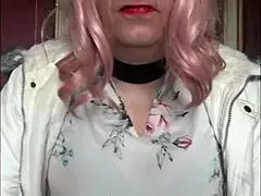i am a shy bisexual crossdresser offering free blowjobs and want to swallow another man's cock