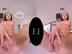 Wow, Vinna Reed's pussy pounded in VR!