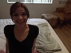 Hej, pozri si tento blooper s Briannou Beach a Kenzie Madison!