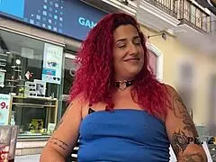 elektra red says 'check out my amazing big ass for hardcore doggystyle'