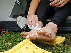 Hey, Watch Me Wipe My Dirty Feet for Minutes!