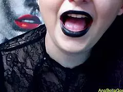 Garbage Giant Goddess Crush Fetish!