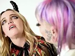 Charlie confesses anal desire to boyfriend, Kelly teaches her