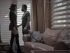 Ik voel me zo aangetrokken tot Violet Starr en Aiden Ashley in deze emotionele leraar-leerling vingeren en blowjob realiteit