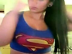 Colombiana heats up the public outdoor scene