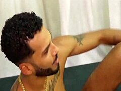 trisal menage cuckold fun