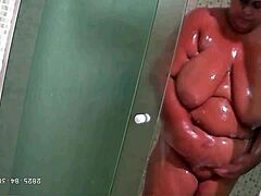 Hidden Camera Captures Naughty Chubby Stepmom Recorded Taking Bath!