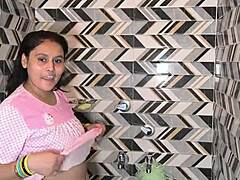Big Cock Cums In Mouth During Bathroom Sex With Muscular Housewife