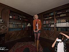 Blonde milf Ashley Graham in Resident Evil 4 cosplay parody gets her tights ripped for hardcore VR banging