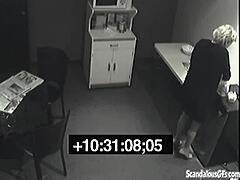 slut pisses in her rivals lunch!