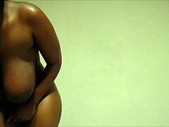 Curvy Ebony Babe Shakes Big Ass While Fucking Pussy With Dildo In First-Time Solo Session