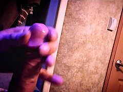 In this homemade solo clip, a guy casually demonstrates his masturbation technique step by step with clear close-up views