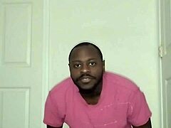 Wearing Chest and Abdominal Muscles for Decoration in Workout Session 1