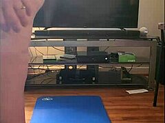 Sexy Vee Does Naked Yoga And Flashes Her Pussy!